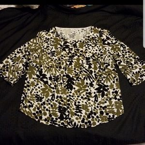 Beautiful botanical top